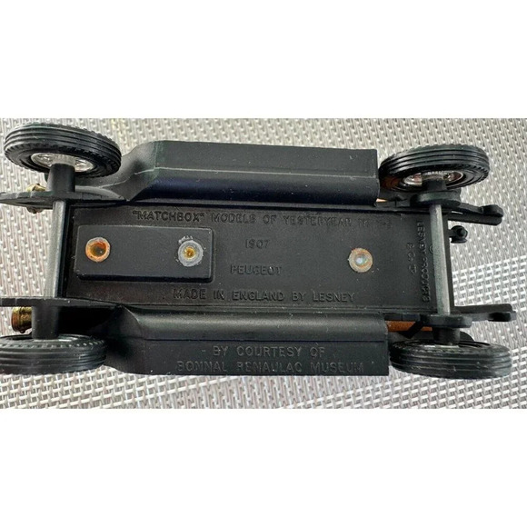 LESNEY MATCHBOX VERY RARE YESTERYEAR Y5 GOLD 1907 PEUGEOT Amber  1973 In Box - Picture 4 of 4